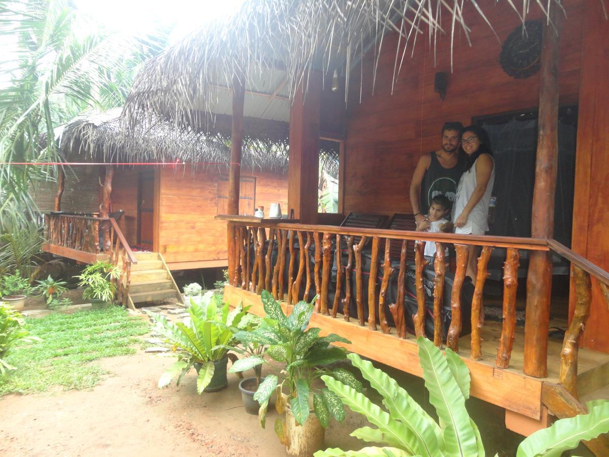 Hotel The Green Station Dikwella Sur Exterior foto